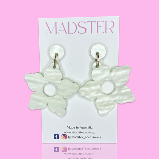 Floral dangle earrings